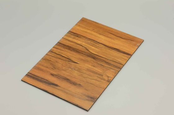 پانل کامپوزیت آلومینیوم چوبی 1220 X 2440 با ضخامت 3MM، 4MM و سطح پوشش داده شده با HDPE
