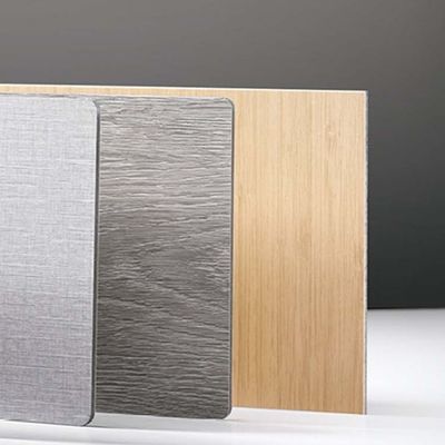 بهبود عملکرد ساختمان با پانل کامپوزیت آلومینیوم PE مقاومت پایدار در برابر آب و هوا