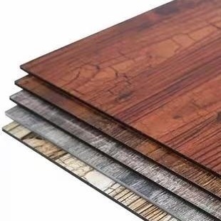 پنل های کامپوزیت آلومینیومی PVDF رنگارنگ انعطاف پذیر 0.2-0.5mm پوست آلومینیوم 4mm ضخامت برای پوشش معماری و تبلیغات